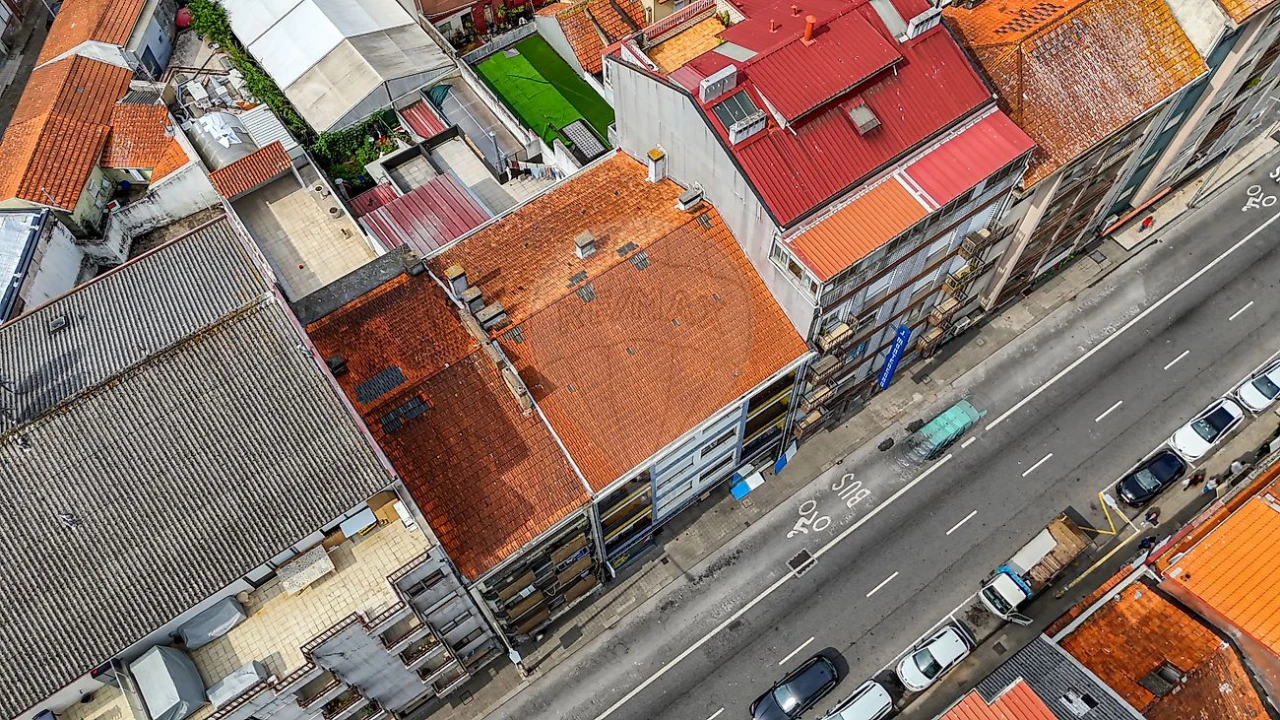 Loja para Venda em Cedofeita, Santo Ildefonso, Sé, Miragaia, São Nicolau e Vitória Foto 2