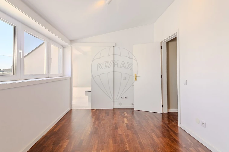 Apartamento T3 para Venda em Aldoar, Foz do Douro e Nevogilde Foto 22