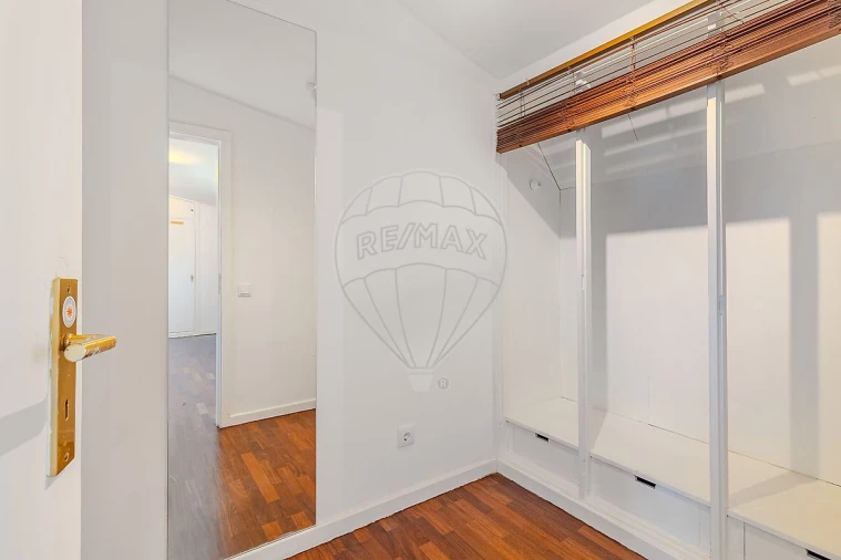 Apartamento T3 para Venda em Aldoar, Foz do Douro e Nevogilde Foto 14