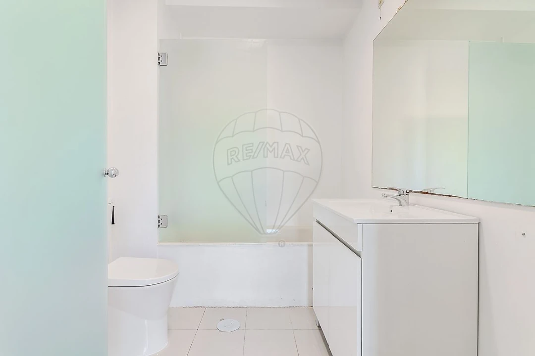 Apartamento T3 para Venda em Aldoar, Foz do Douro e Nevogilde Foto 19