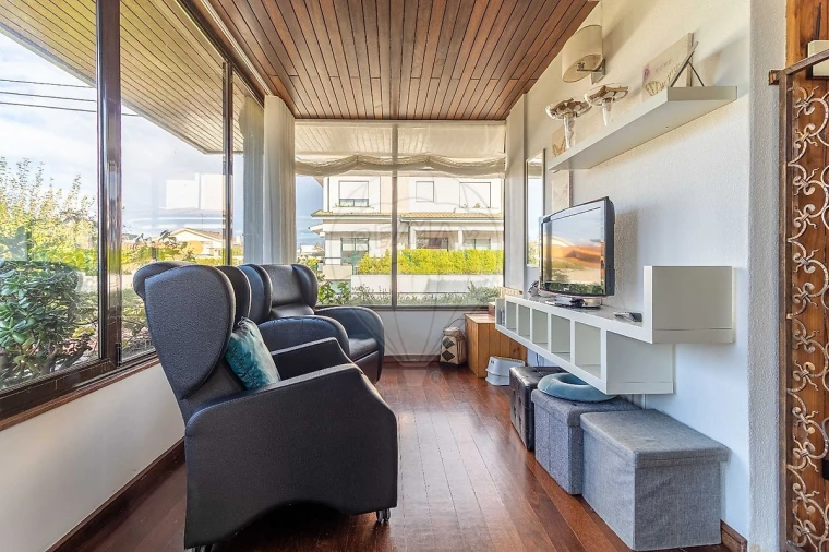 Moradia T12 para Venda em Vila Nova da Telha Foto 9