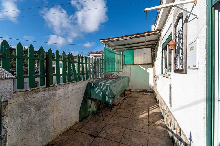 Moradia T2 para Venda em Bucelas Foto 22