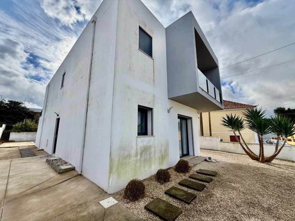 Moradia T4 para Venda em Alfeizerão Foto 9