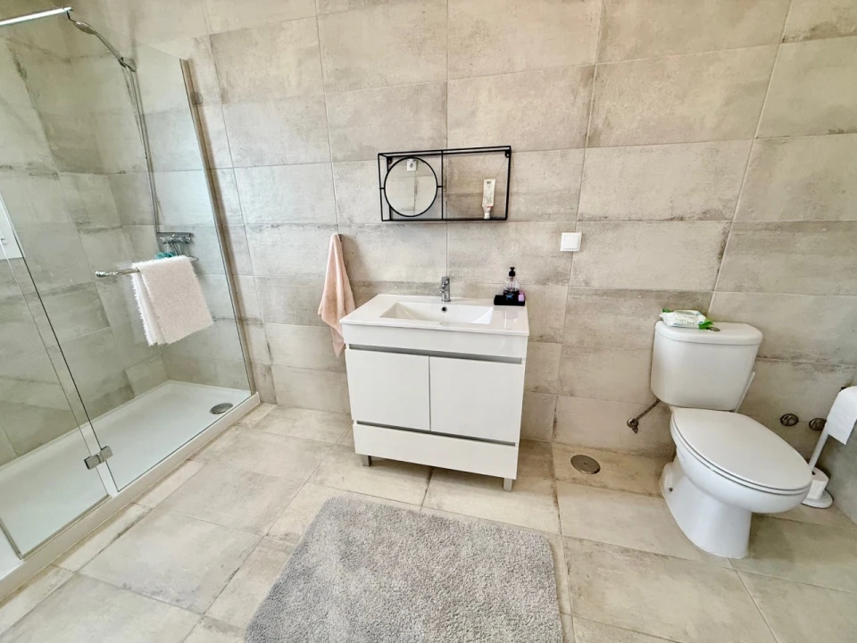 Moradia T4 para Venda em Alfeizerão Foto 24