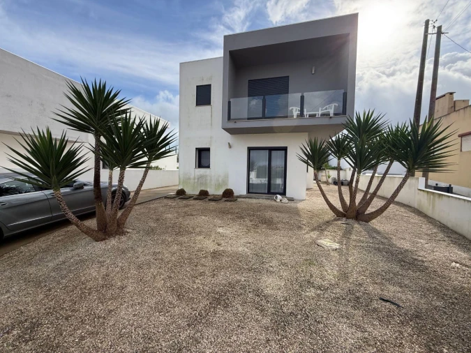 Moradia T4 para Venda em Alfeizerão Foto 8