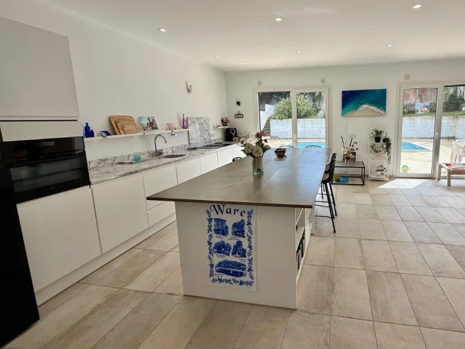 Moradia T4 para Venda em Alfeizerão Foto 13