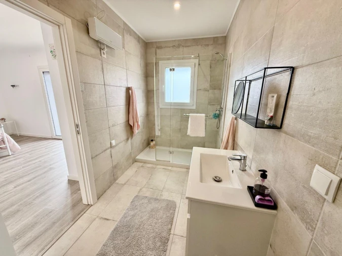 Moradia T4 para Venda em Alfeizerão Foto 25