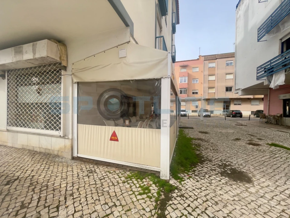 Loja para Venda em Cacém e São Marcos Foto 14