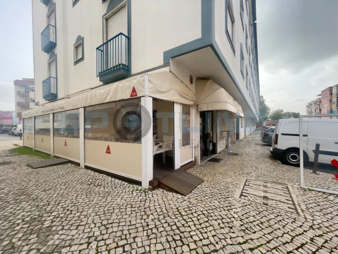 Loja para Venda em Cacém e São Marcos Foto 15