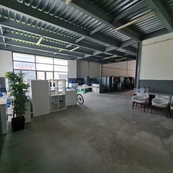 Armazém para Venda em Gambia-Pontes-Alto da Guerra Foto 7