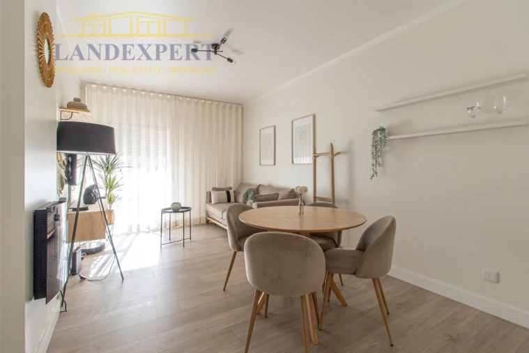 Apartamento T1 para Venda em Armação de Pera Foto 2