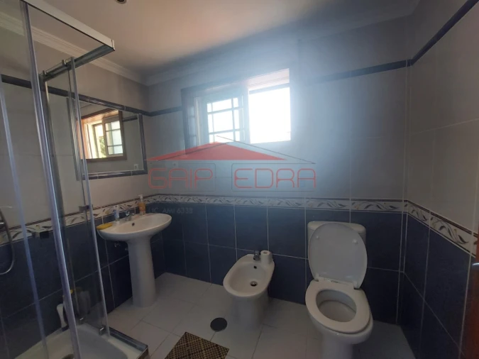 Moradia T3 para Venda em Branca Foto 22