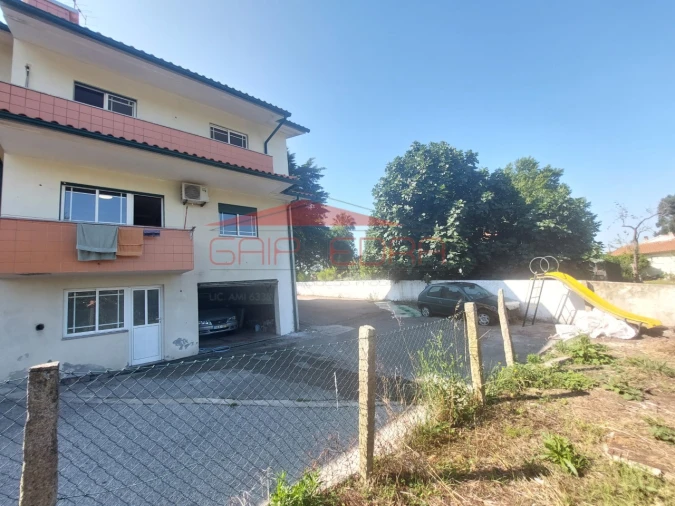 Moradia T3 para Venda em Branca Foto 31