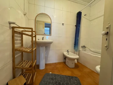 Apartamento T5 para Venda em São Martinho do Bispo e Ribeira de Frades