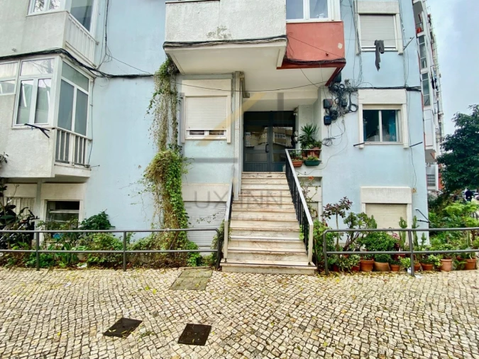 Apartamento T1 para Venda em Oeiras e São Julião da Barra, Paço de Arcos e Caxias Foto 2