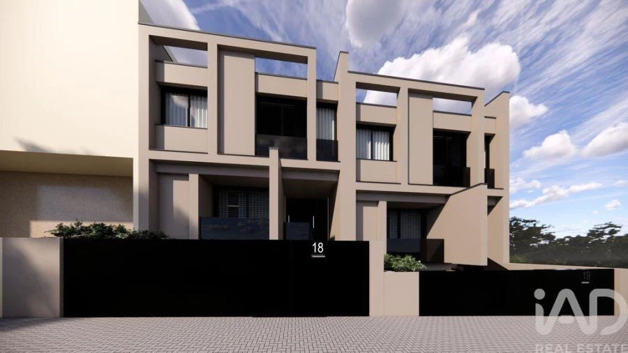 Apartamento T3 para Venda em Subportela, Deocriste e Portela Susã Foto 1