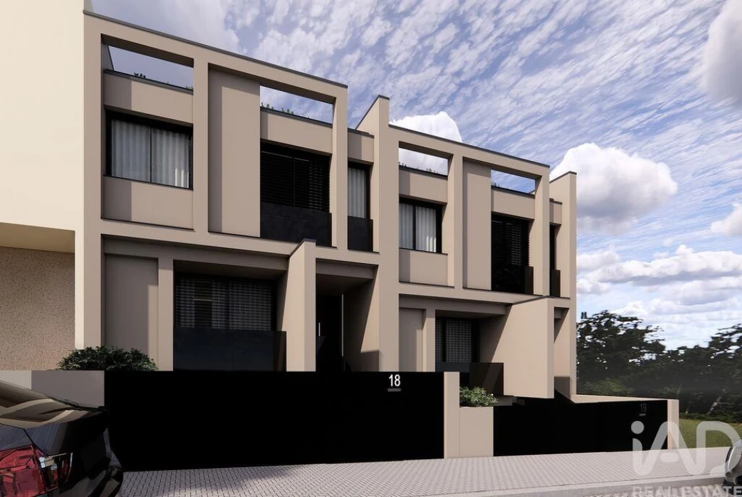 Apartamento T3 para Venda em Subportela, Deocriste e Portela Susã Foto 22