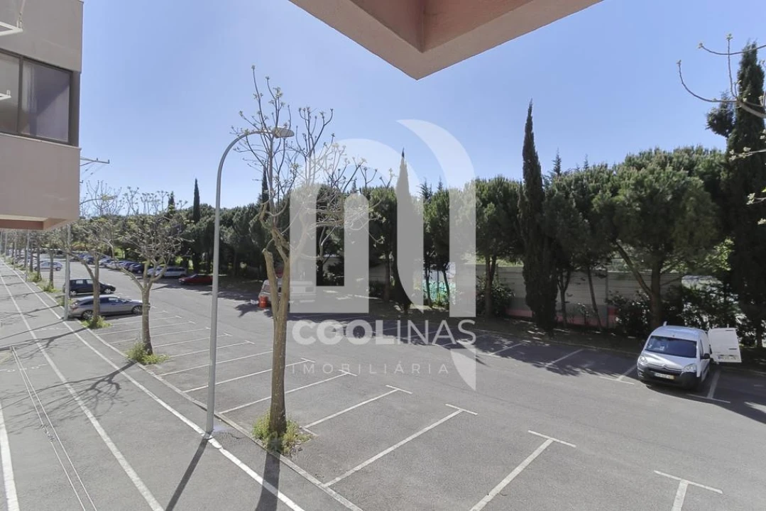 Apartamento T2 para Venda em Venteira Foto 19