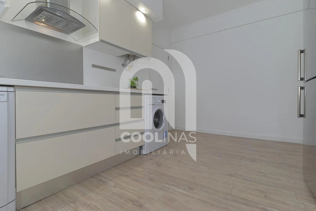 Apartamento T2 para Venda em Venteira Foto 7