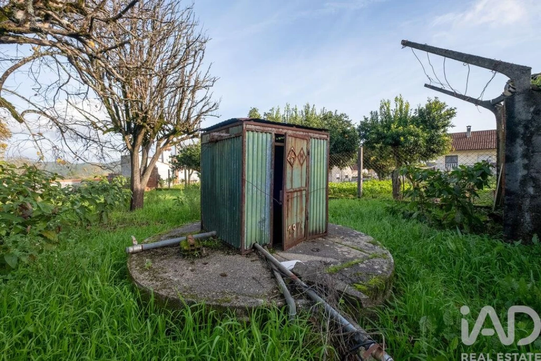 Moradia T4 para Venda em Aguda Foto 16