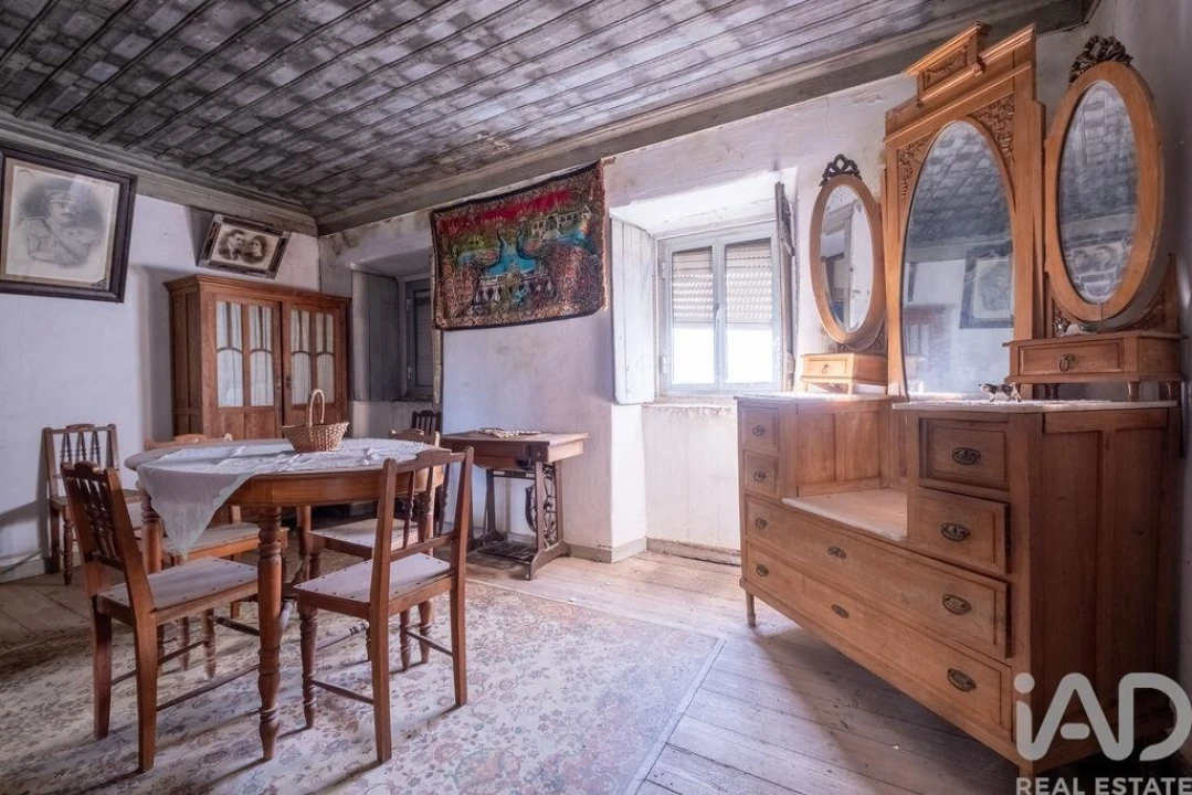 Moradia T4 para Venda em Aguda Foto 22