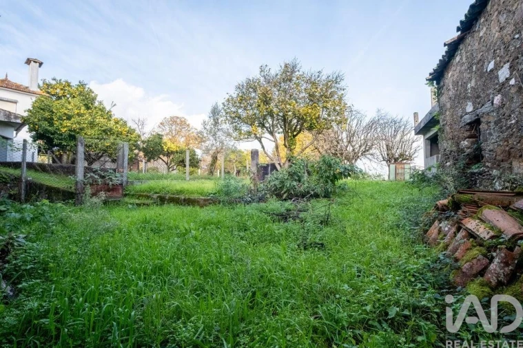 Moradia T4 para Venda em Aguda Foto 15