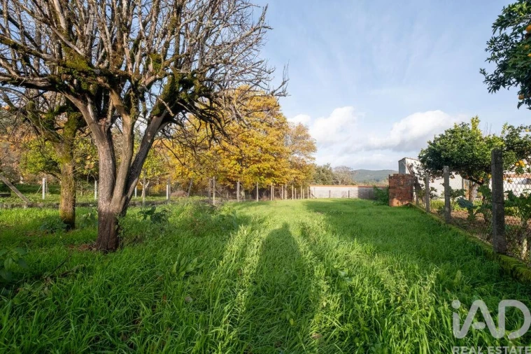 Moradia T4 para Venda em Aguda Foto 14