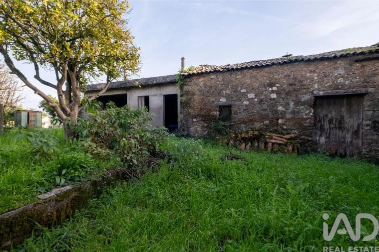 Moradia T4 para Venda em Aguda Foto 8