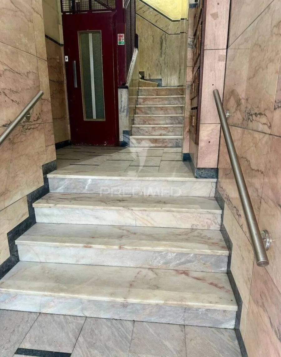 Apartamento T1 para Venda em Cedofeita, Santo Ildefonso, Sé, Miragaia, São Nicolau e Vitória Foto 9