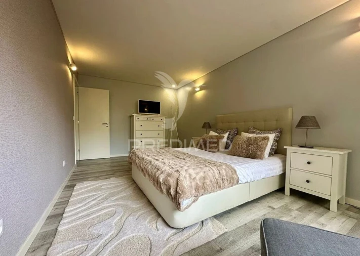 Apartamento T1 para Venda em Cedofeita, Santo Ildefonso, Sé, Miragaia, São Nicolau e Vitória Foto 2