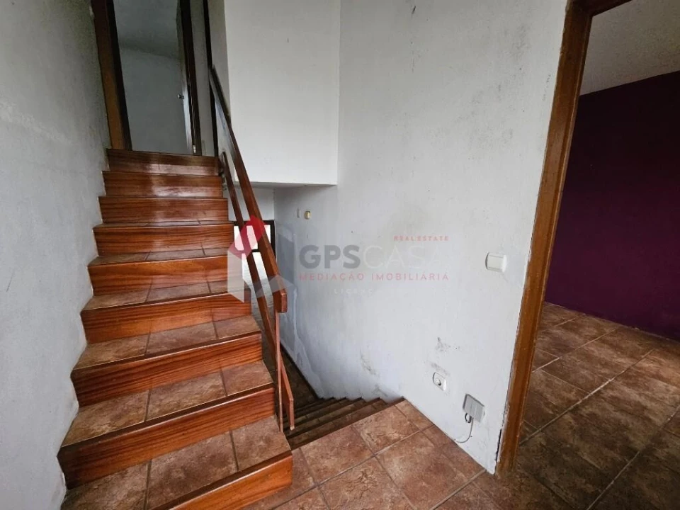 Moradia T3 para Venda em Angra (Santa Luzia) Foto 3