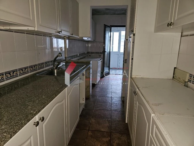 Moradia T3 para Venda em Angra (Santa Luzia) Foto 17