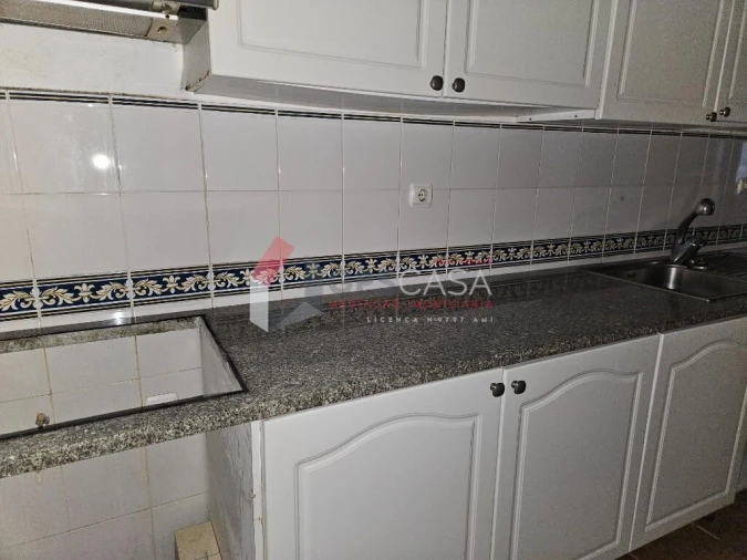 Moradia T3 para Venda em Angra (Santa Luzia) Foto 14