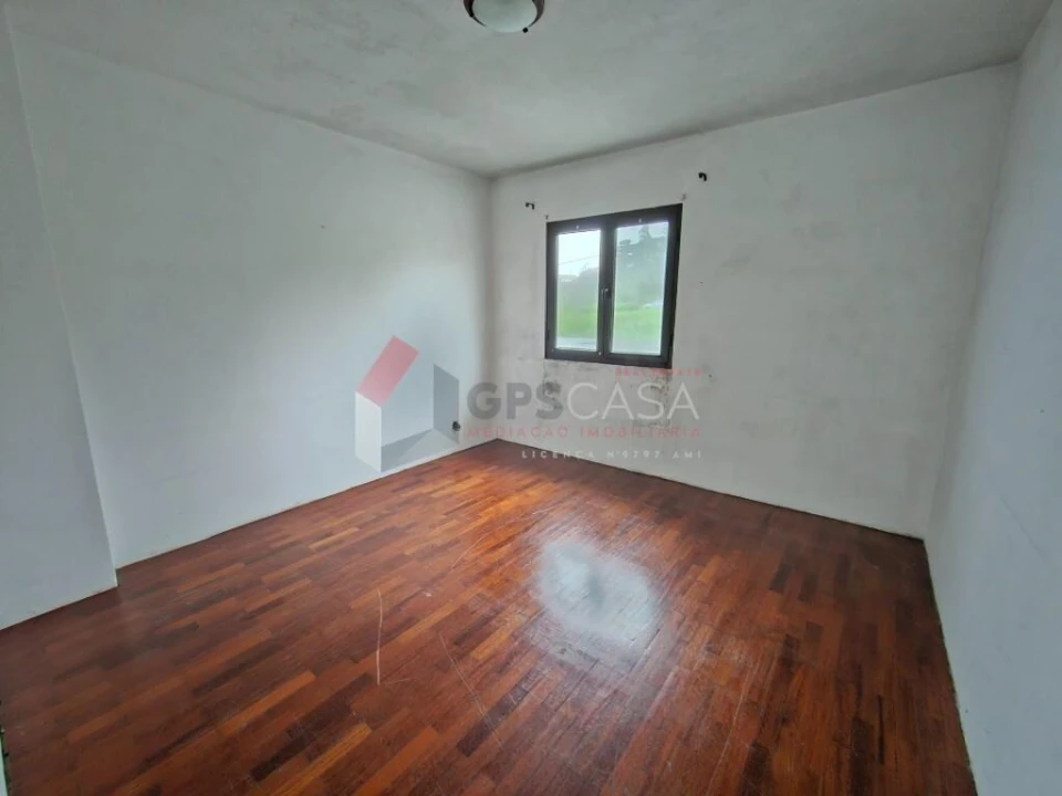 Moradia T3 para Venda em Angra (Santa Luzia) Foto 7