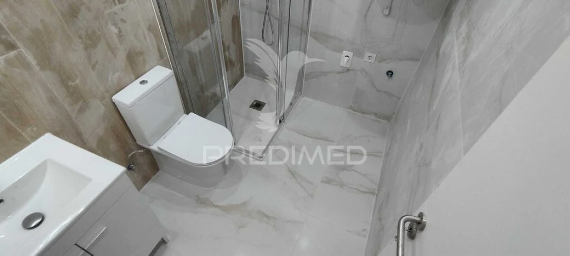 Apartamento T2 para Venda em Santa Iria de Azoia, São João da Talha e Bobadela Foto 11