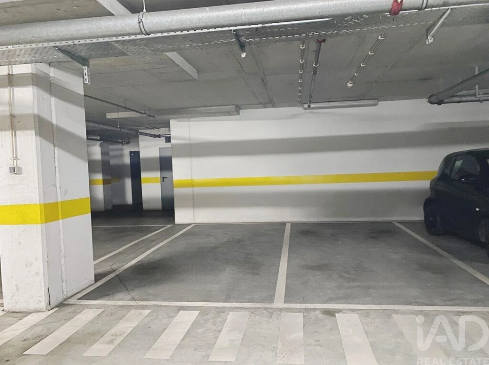 Apartamento T1 para Venda em Santa Clara Foto 32