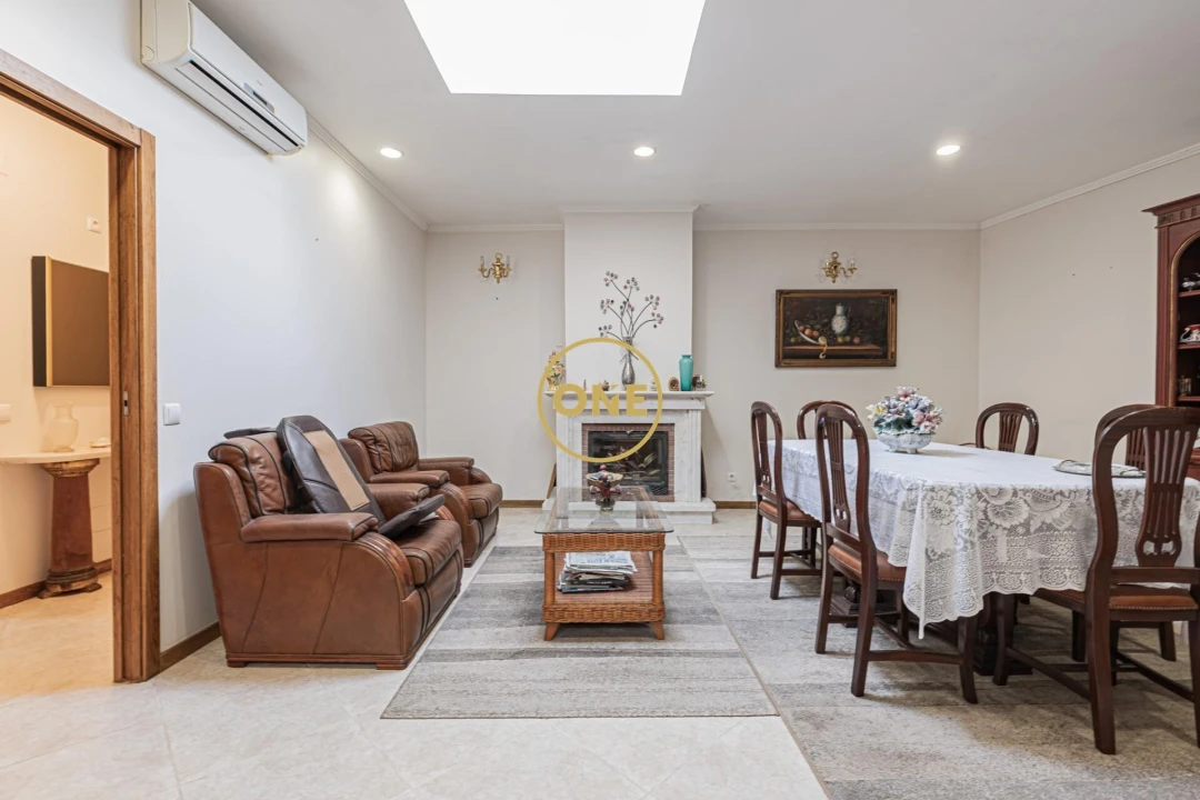 Moradia T3 para Venda em Algueirão-Mem Martins Foto 48