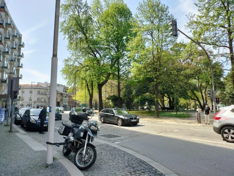 Loja para Arrendamento em Cedofeita, Santo Ildefonso, Sé, Miragaia, São Nicolau e Vitória Foto 7