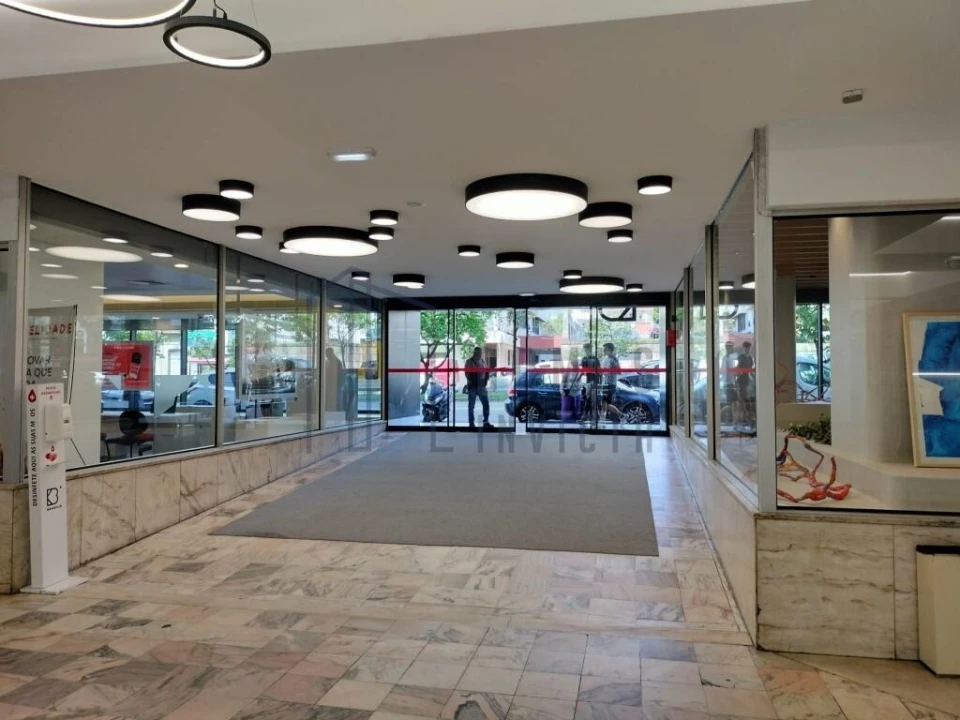 Loja para Arrendamento em Cedofeita, Santo Ildefonso, Sé, Miragaia, São Nicolau e Vitória Foto 1