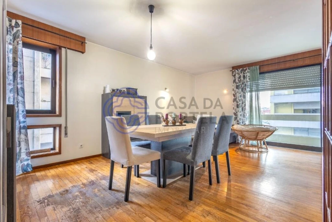 Apartamento T3 para Venda em Cidade da Maia Foto 3