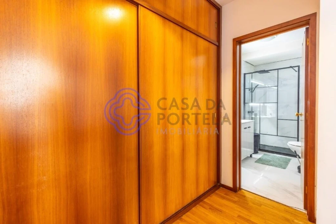 Apartamento T3 para Venda em Cidade da Maia Foto 19