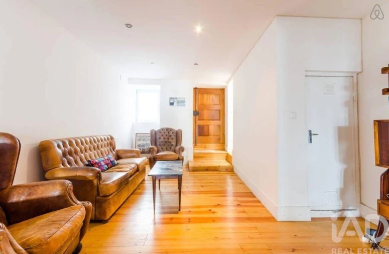 Moradia T4 para Venda em Santo António Foto 2