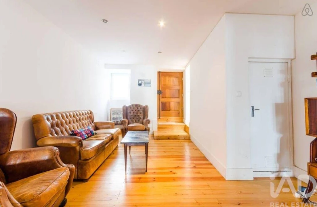 Moradia T4 para Venda em Santo António Foto 2