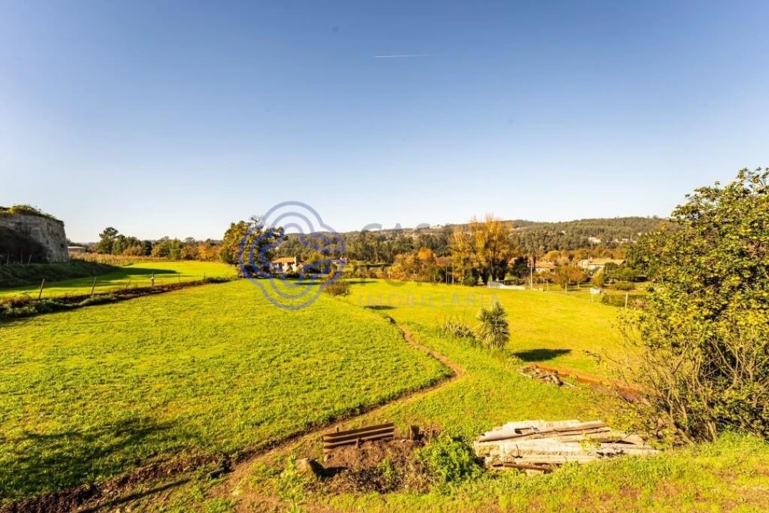 Quinta T2 para Venda em Paço de Sousa Foto 30