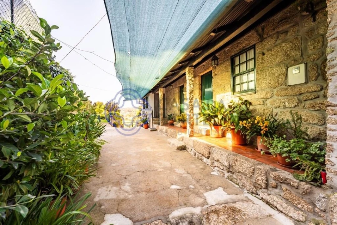 Quinta T2 para Venda em Paço de Sousa Foto 17