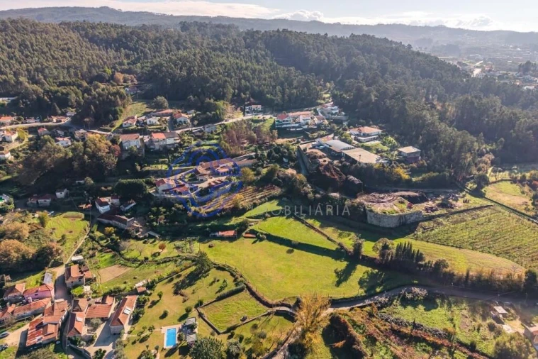 Quinta T2 para Venda em Paço de Sousa Foto 3