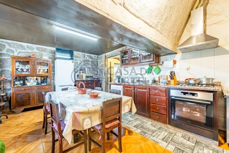 Quinta T2 para Venda em Paço de Sousa Foto 40