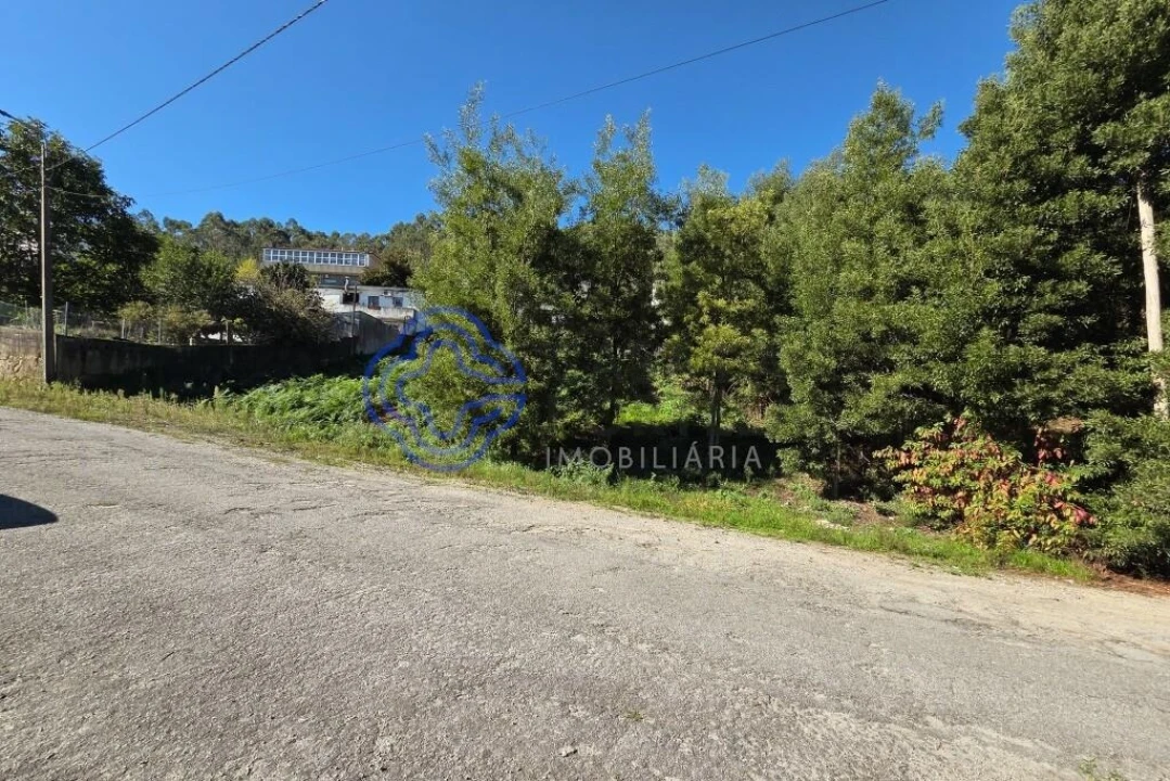 Terreno para Venda em Vilar de Andorinho Foto 10