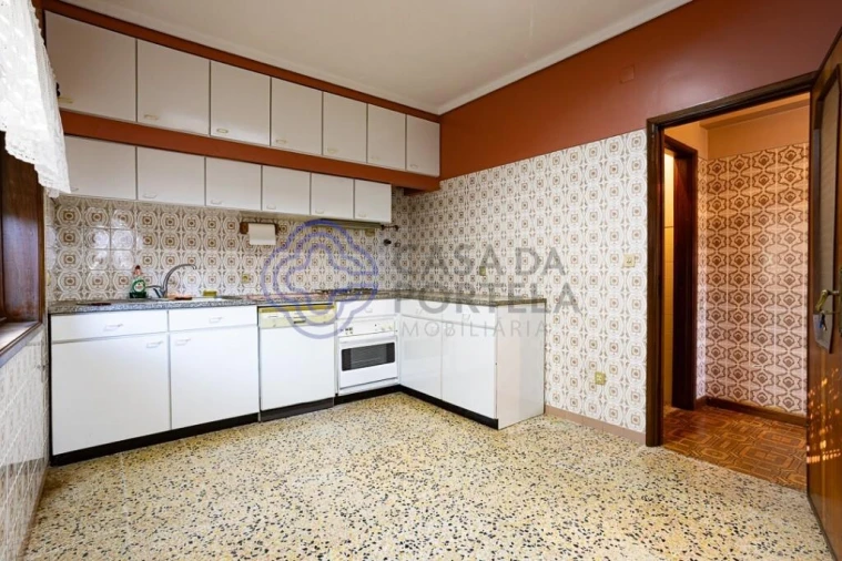 Moradia T4 para Venda em Fânzeres e São Pedro da Cova Foto 13