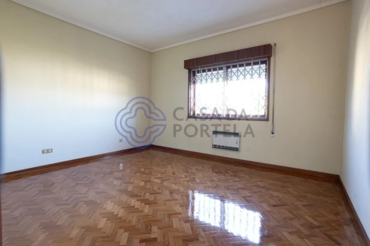 Moradia T4 para Venda em Fânzeres e São Pedro da Cova Foto 21